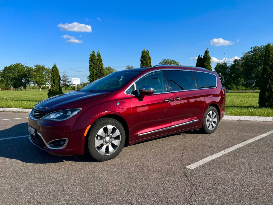 Chrysler Pacifica Plug-in Hybrid (2018) Limited