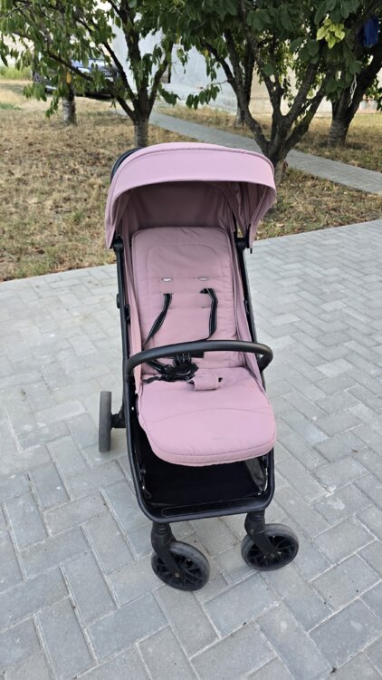 Коляска прогулочная Corrello nero