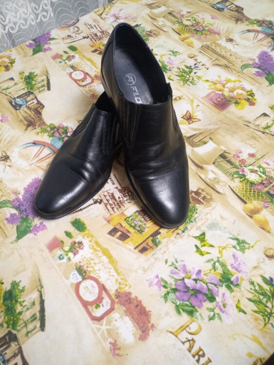 Продам туфли мужские кожаные 43-44р состояние отличное
