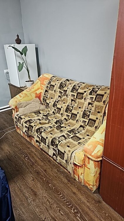 Продам диван и кресло