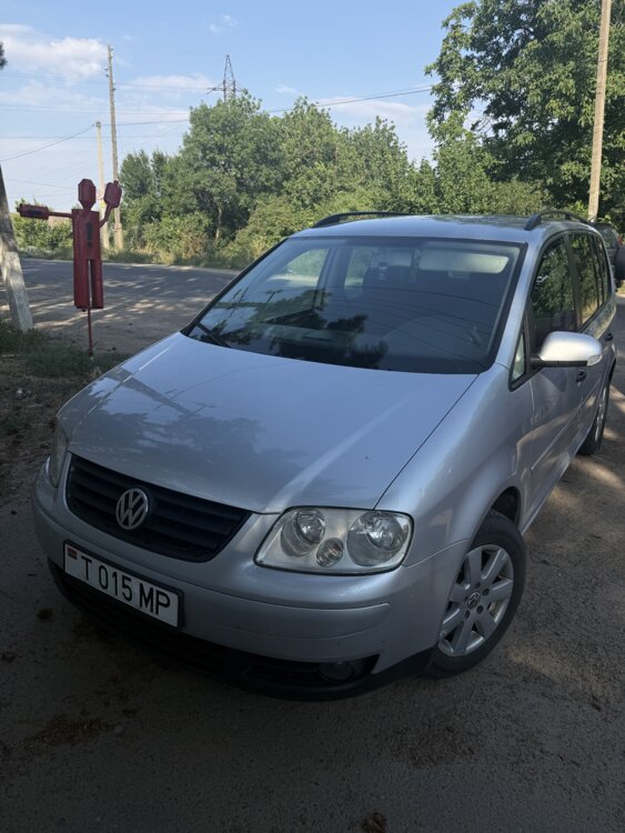 Продам Volkswagen Touran 2.0 заводской газ