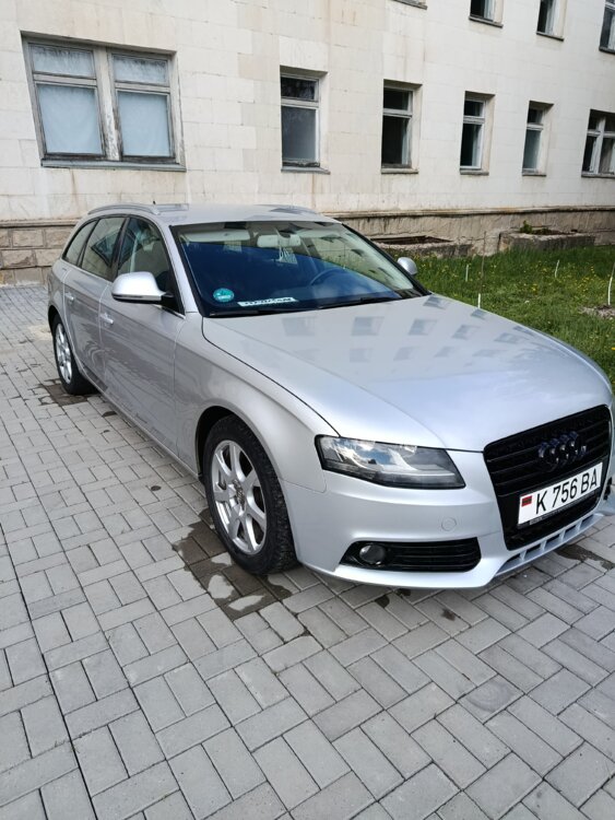 Машина в хорошем состоянии.