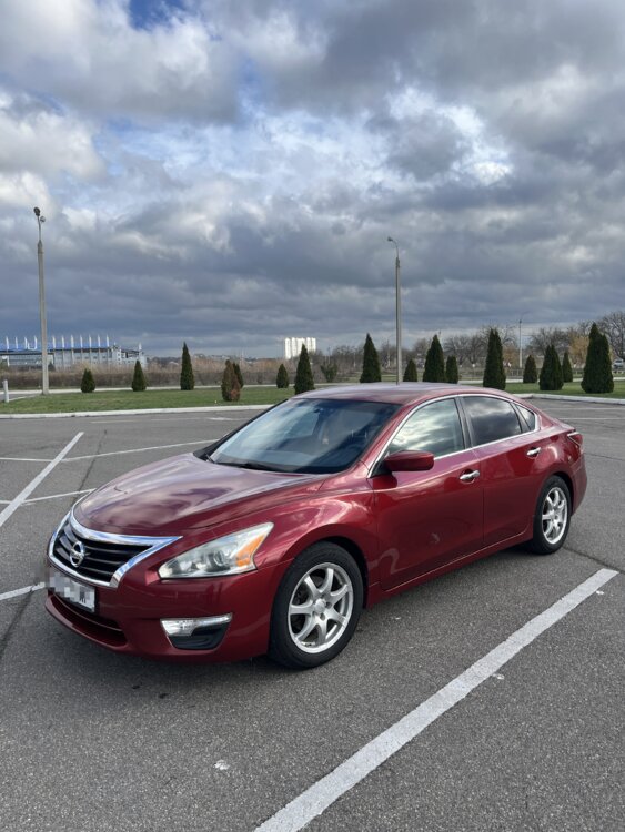 Nissan Altima 2015 бензин-газ (метан)