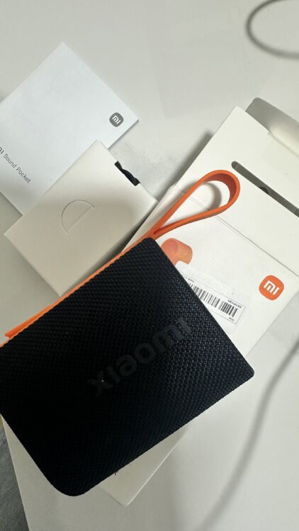 Продам новую колонку Сяоми