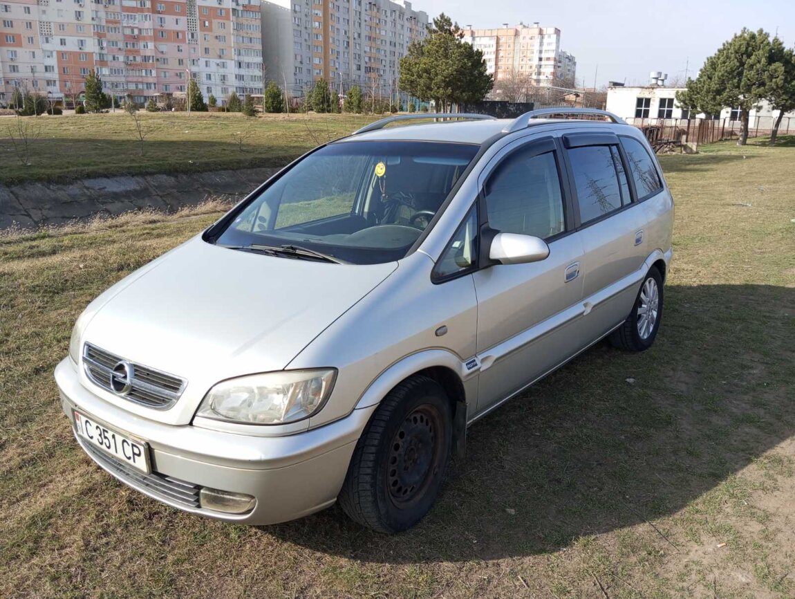 В продаже автомобиль Опель Зафира А.