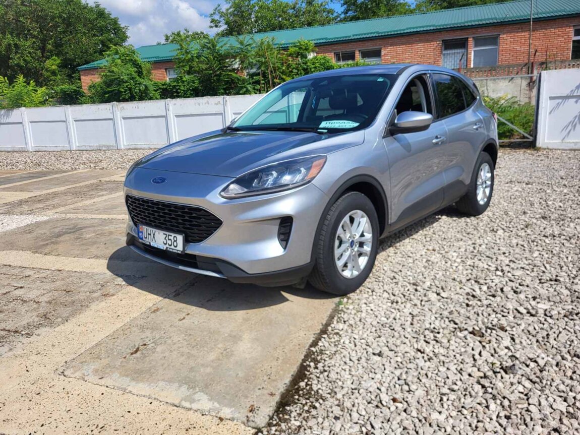 Продам Ford Escape От собственника поэтому и недорого. Рег. Молдова