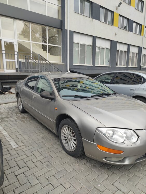 Chrysler 300M 3.5 V6 (255 л. с. ) Бензин/Метан
