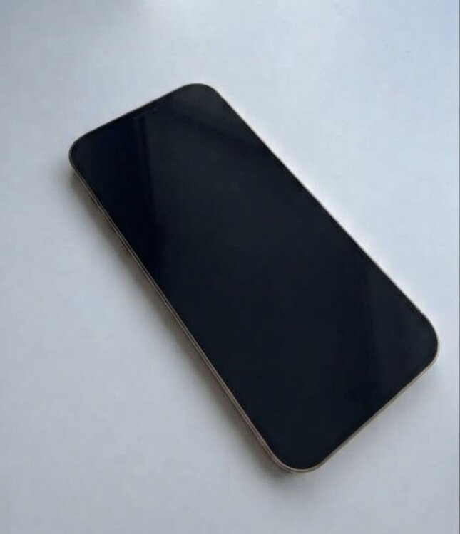 iPhone 12 Pro Max 128GB, в отличном состоянии