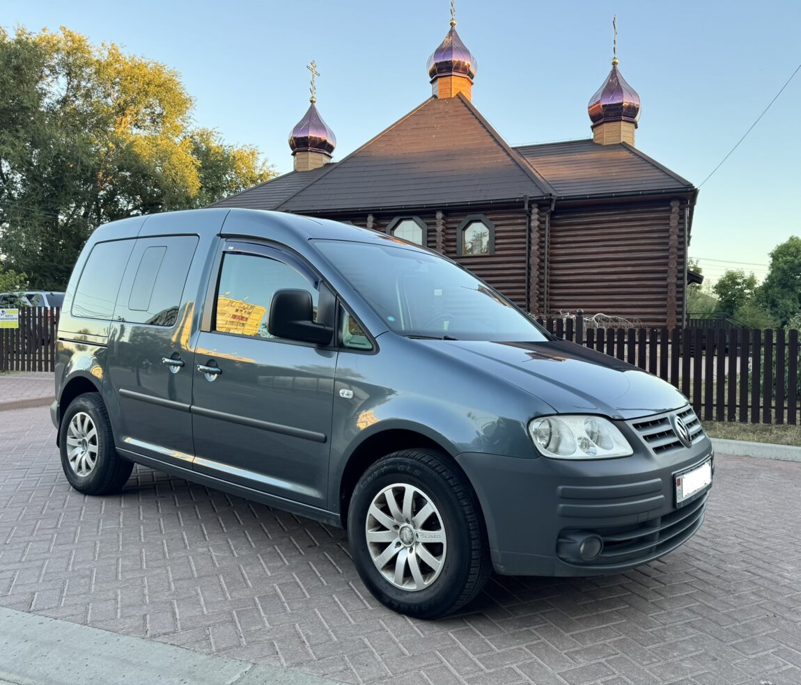 VW Caddy LIFE, 1.9 ТДИ, АВТОМАТ