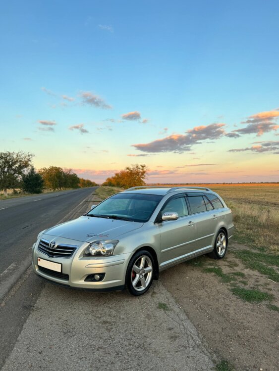 Toyota Avensis T25 D4D СРОЧНО!