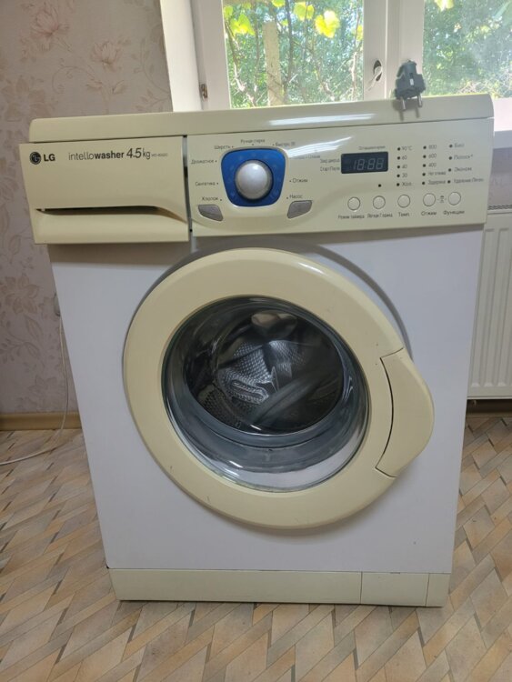 Продаю стиральную машинку LG, б/у на 4.5к. г.