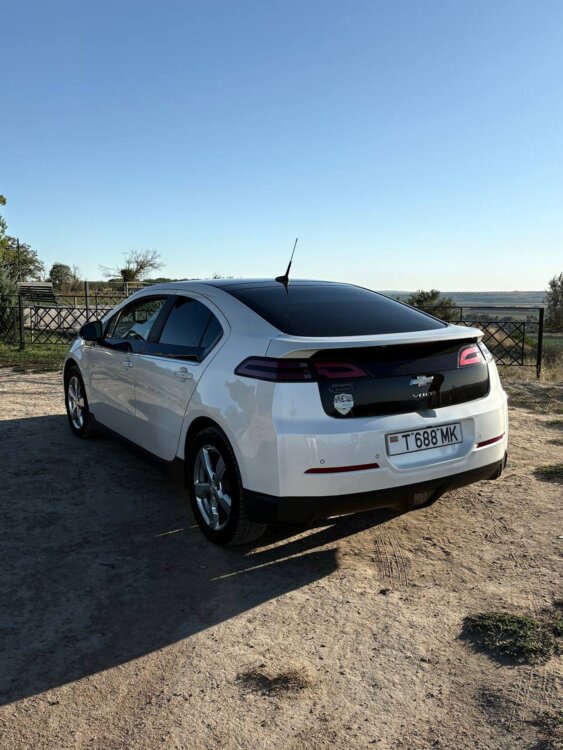 Chevrolet Volt 2012 • Hybrid • 164 000 км • можно поставить на нейтрал
