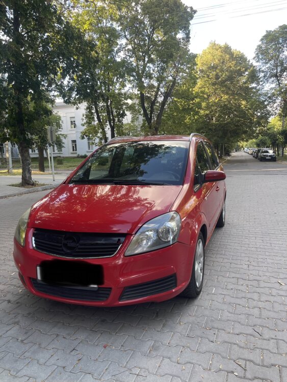 Продам Opel Zafira B