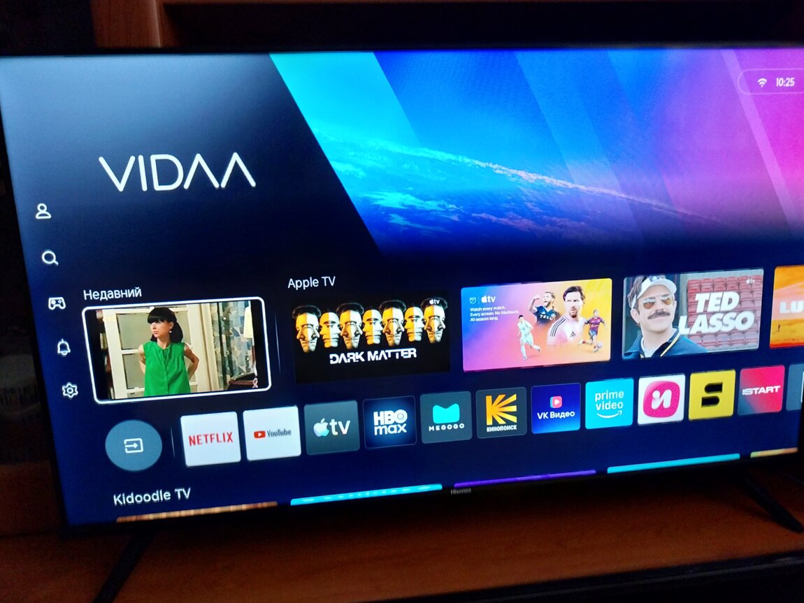 Hisens 40" SMART Новый из коробки!