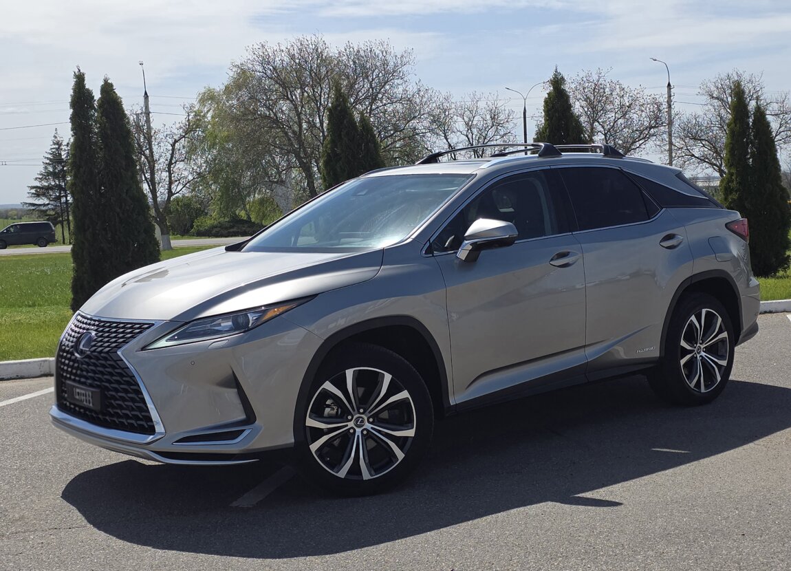 Lexus RX450H 2021г. 25.000км. Гарантия Состояние новое.