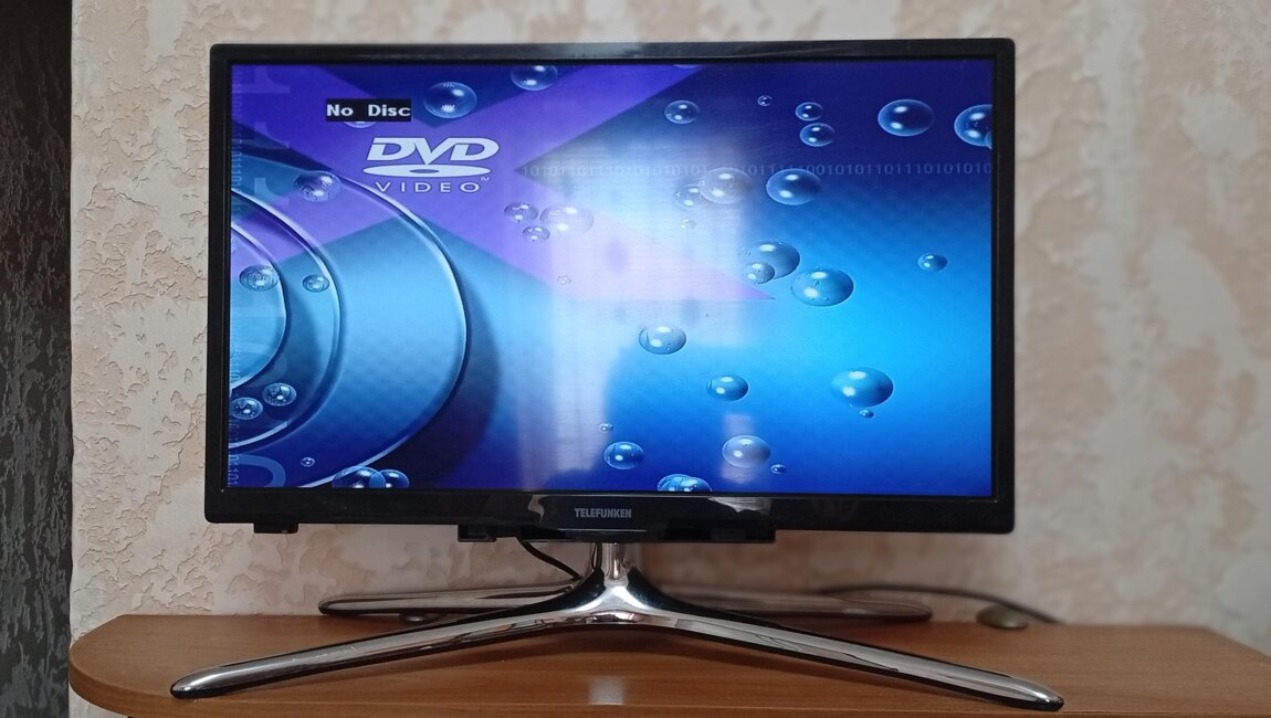 Продам телевизор на 24 дюйма Telefunken!