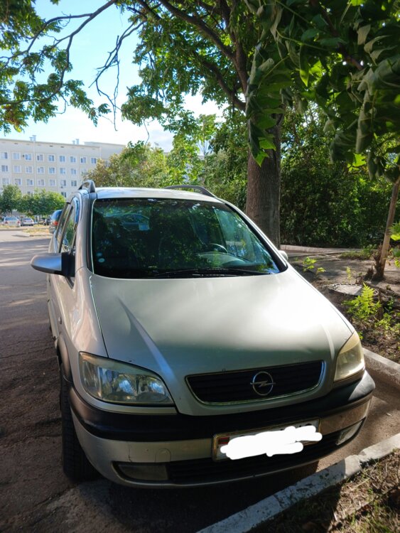 Opel zafira 2.0 d