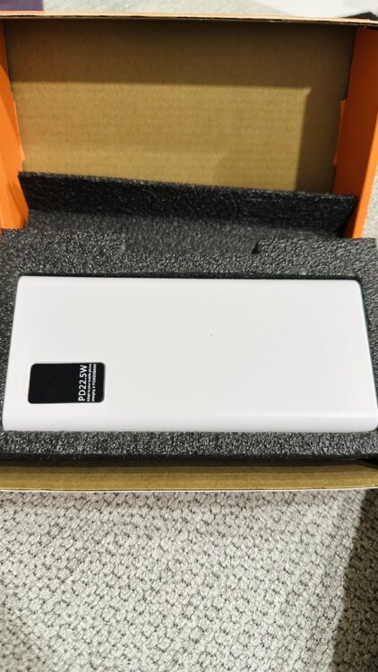 Новый Power bank Hinne 20000