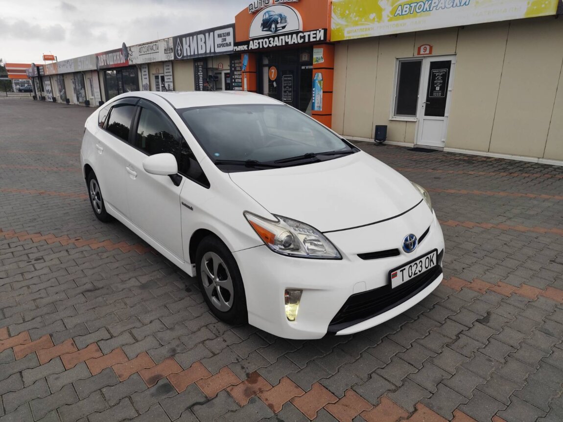 Продам Prius 30