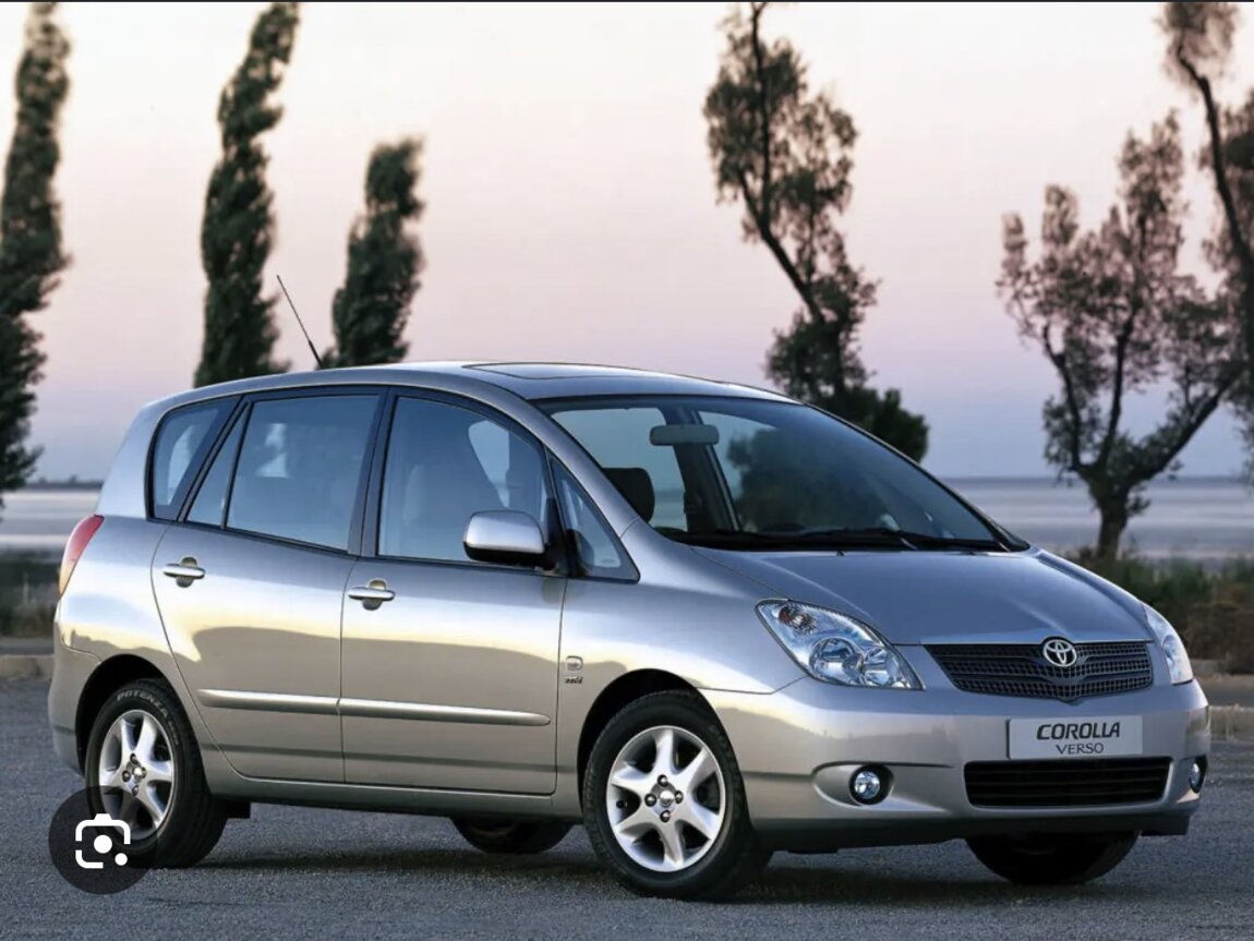 Разбираю Corolla Verso первого поколения в кузове E120, 2002г