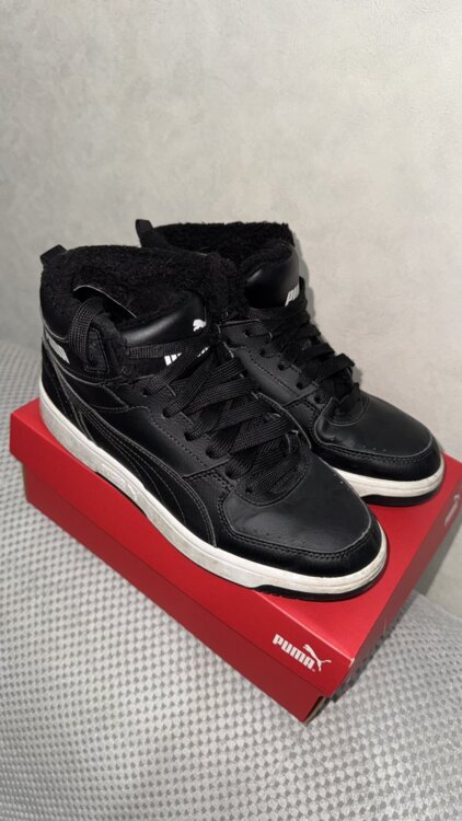 Кроссовки Puma Rebound Joy Fur.