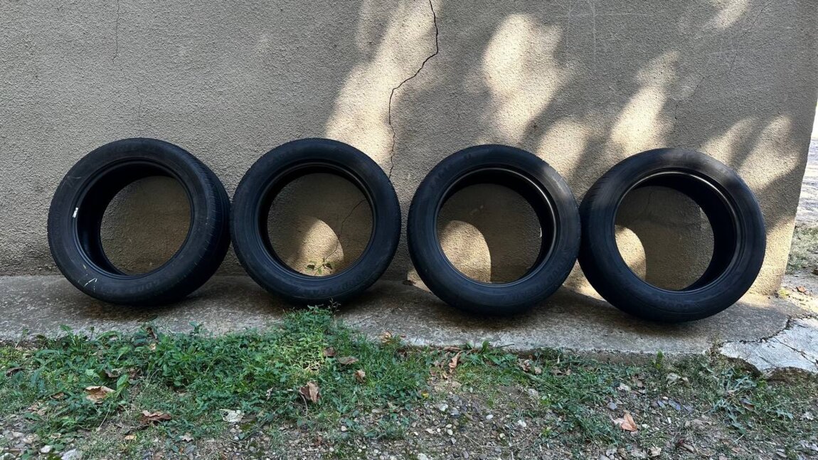 Продам шины из Германии фирмы "Good Year" 245/50 R18