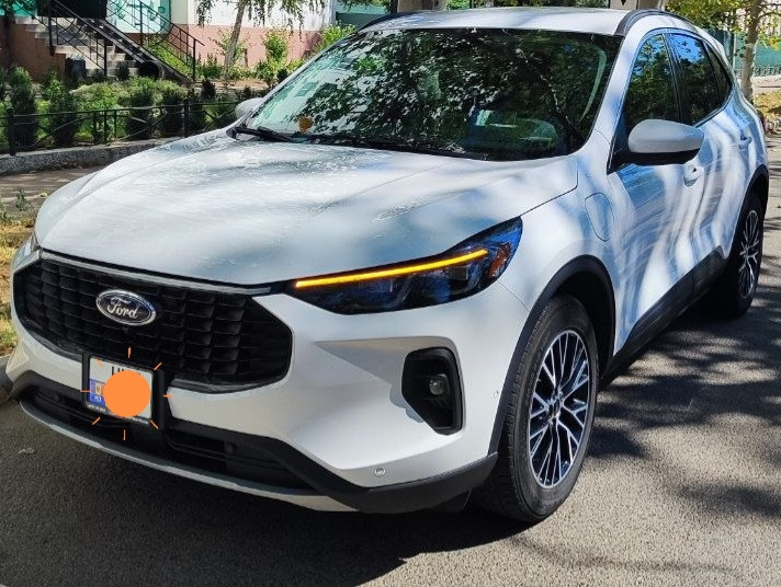 Ford Escape в полной комплектации