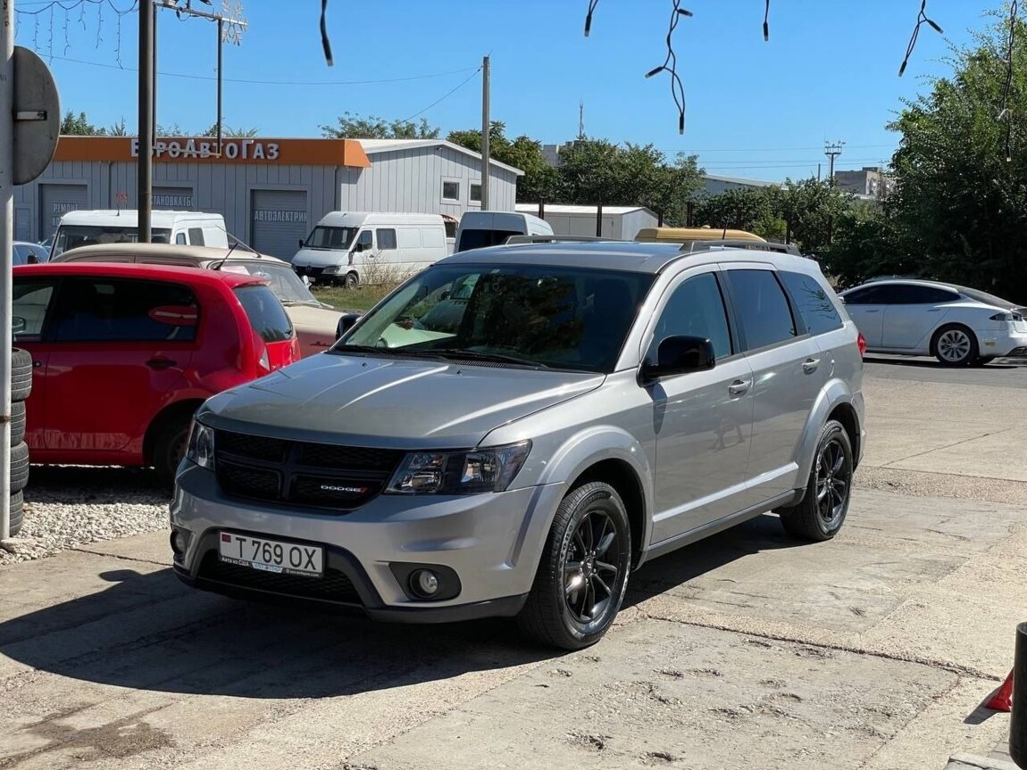 Продам Dodge Journey