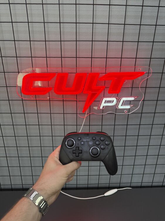NINTENDO SWITCH PRO CONTROLLER