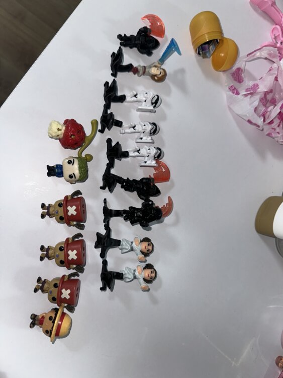 Kinder one piece/Star Wars