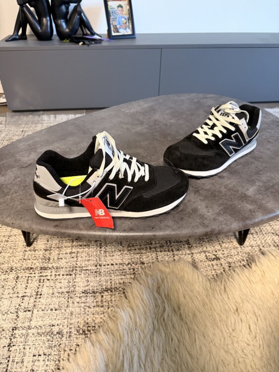 New Balance 574