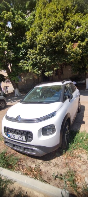 Продам Citroen C3 aircross 2019г в идеальном состоянии работает все