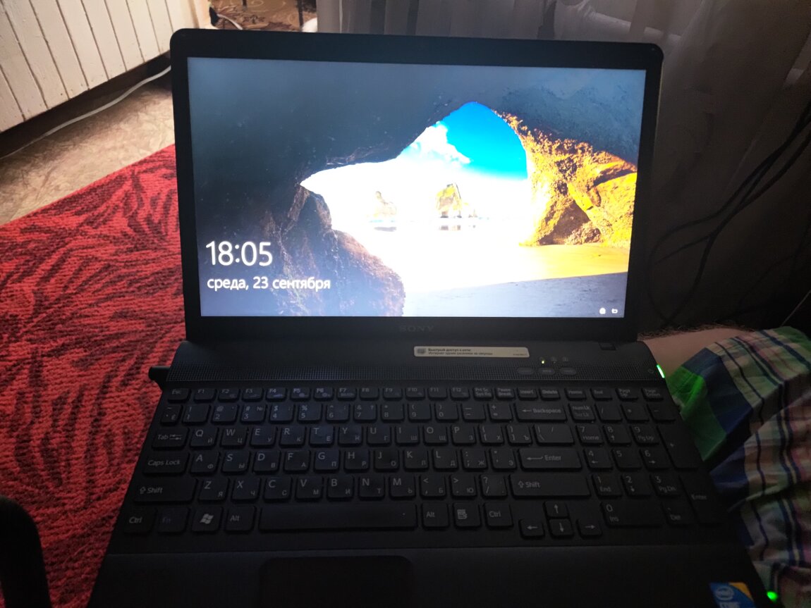 Продам ноутбук SONY VAIO PCG-71211V