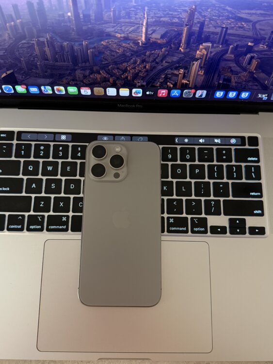 iPhone 15 Pro Max 512gb, battery - 100%