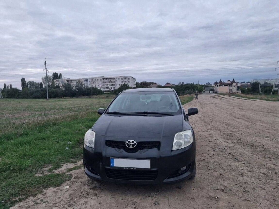Продам Toyota Auris 2.0 diesel (d4d)