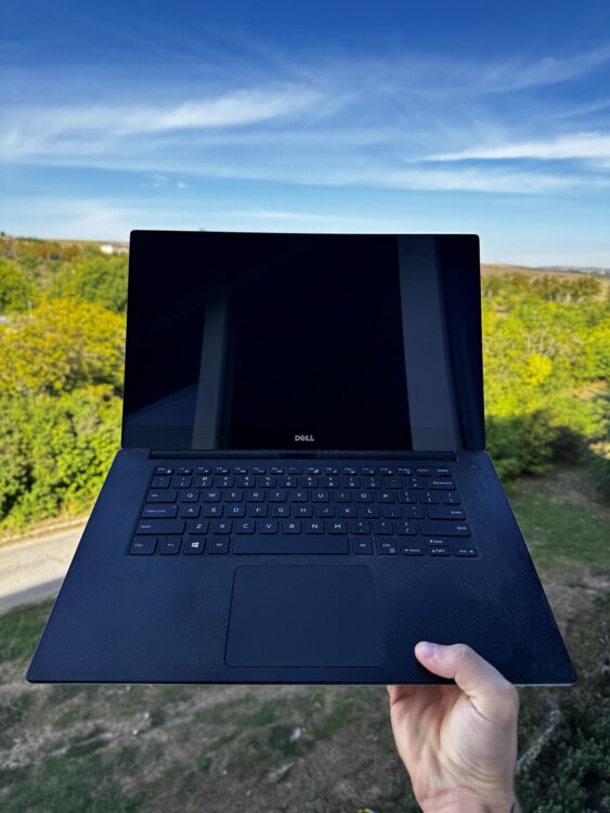 Dell XPS 15 (9550) — Core i7 / 4K Touch IPS / SSD / 8GB / GTX 960M