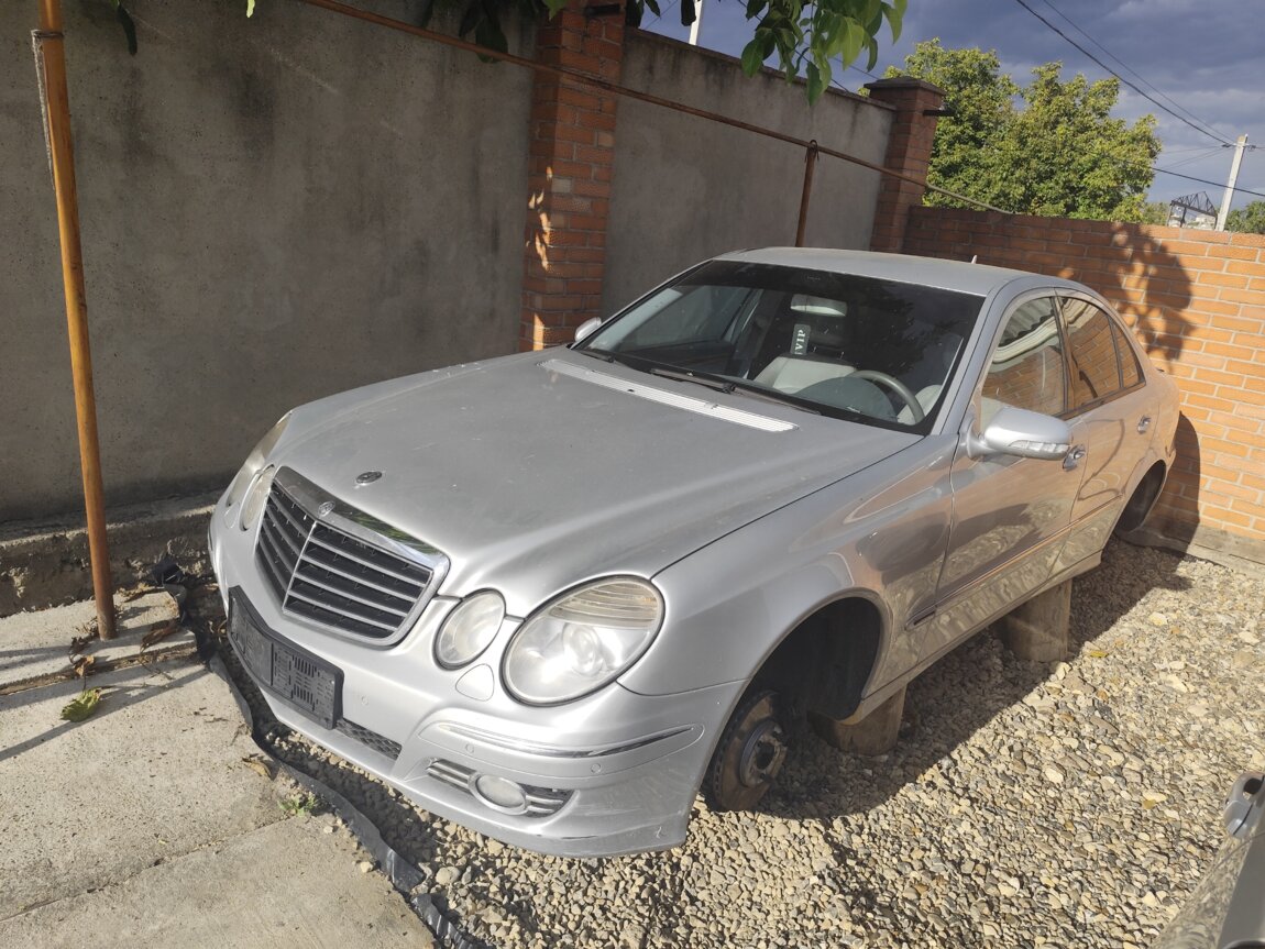 Mercedes 211 ПО ЗАПЧАСТЯМ