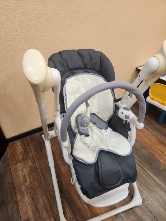 Стул для кормления, качеля Carello Triumph