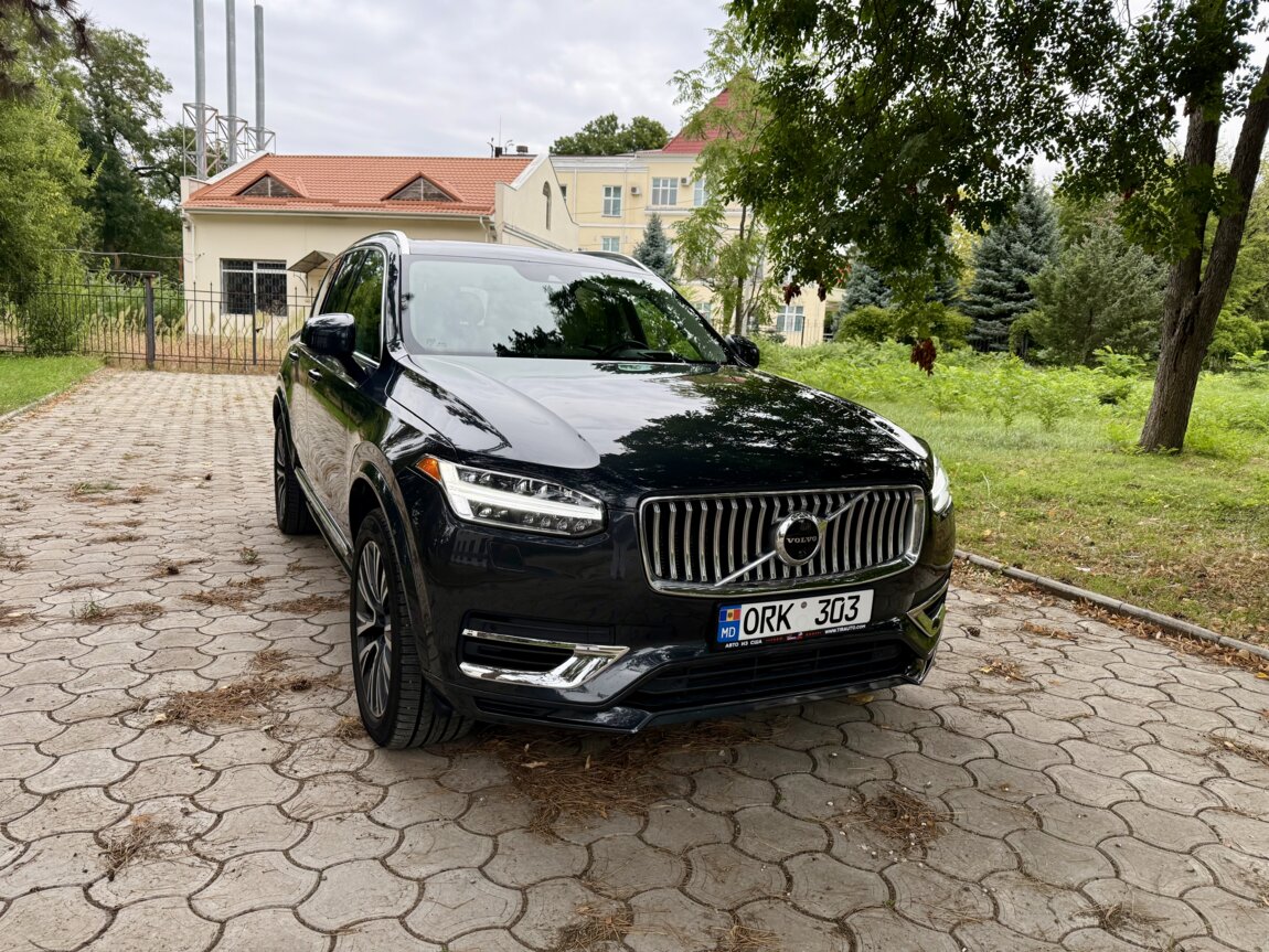 VOLVO XC90 T8 PLUG-IN HYBRID 2021