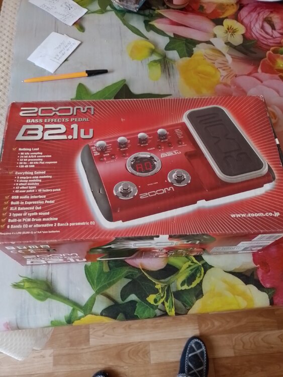 Процессор эффектов Zoom b2u1