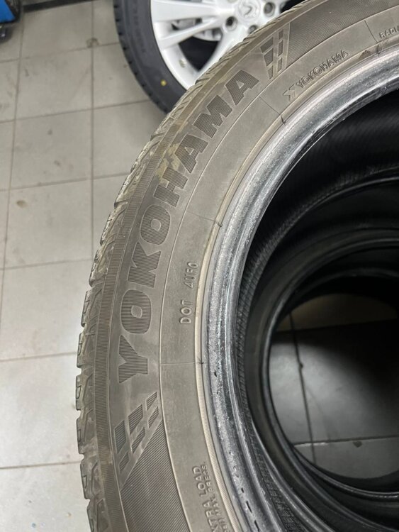 YOKOHAMA M+S 235/55/ R19