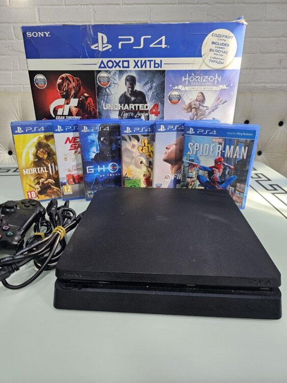 Sony Playstation 4 Slim/500 GB c играми