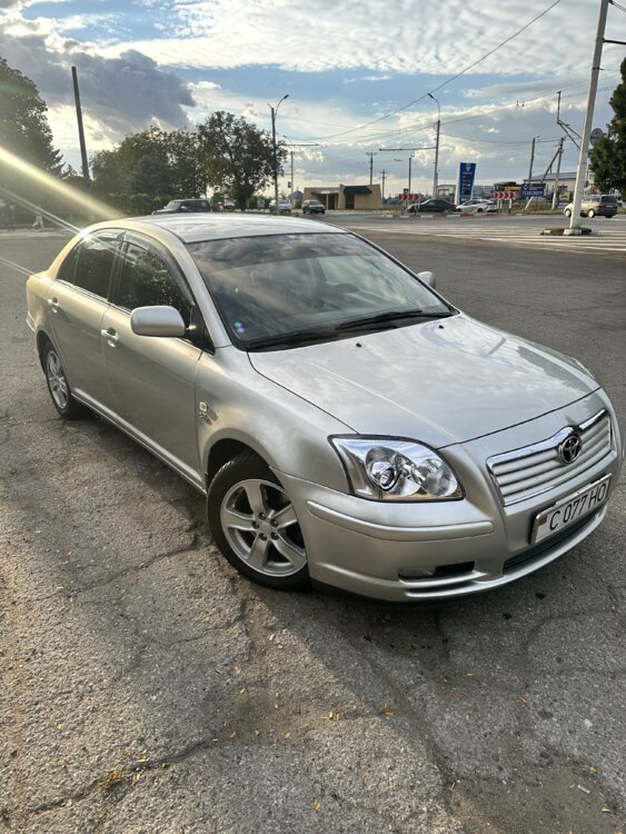 Продам Тойота Авенсис