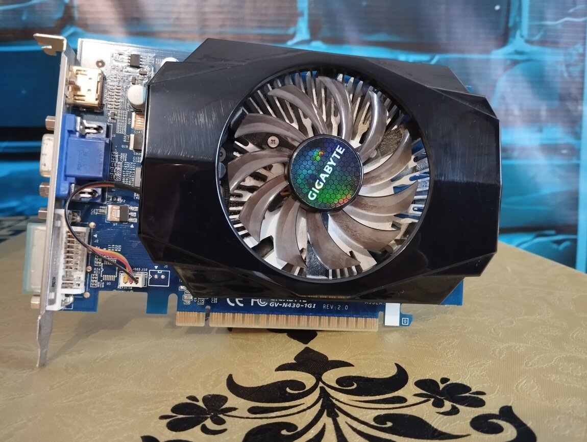 Видеокарта gt 430 - 1 Гб. В отличном сост.