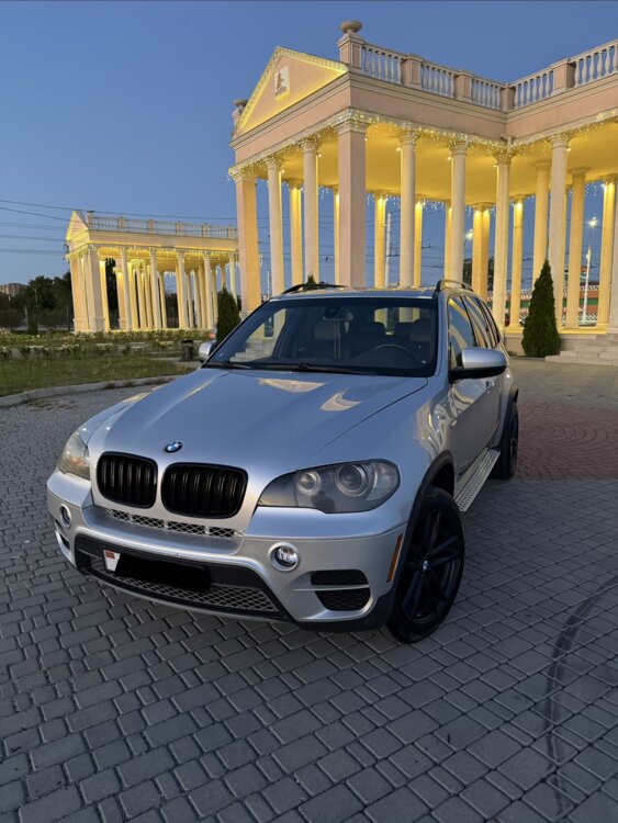 BMW X5 E70 35i 2012 год (рестайлинг)