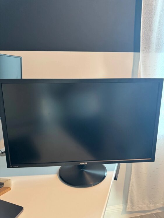 Большой монитор ASUS 28" 4K
