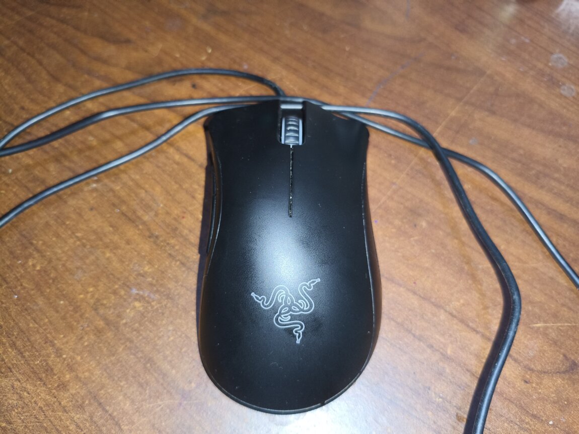 Razer DEATHADDER ESSENTIALS