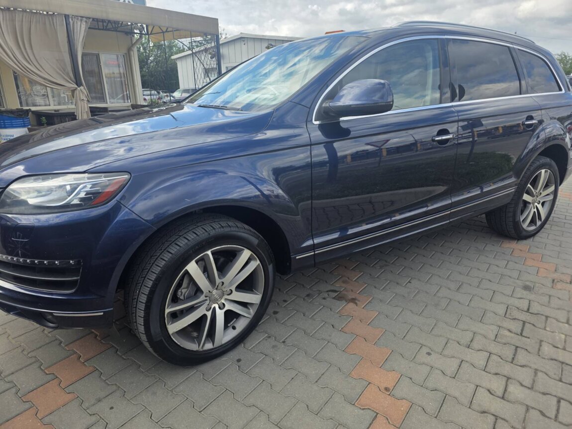 Продам Ауди Q7 2014 года, возможен обмен