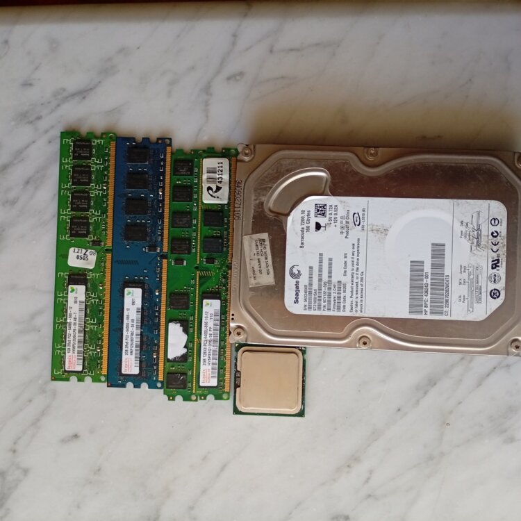 Комплект комплектующих / ПК (4 ядра Intel Q9550, 7GB RAM DDR2, HDD 160