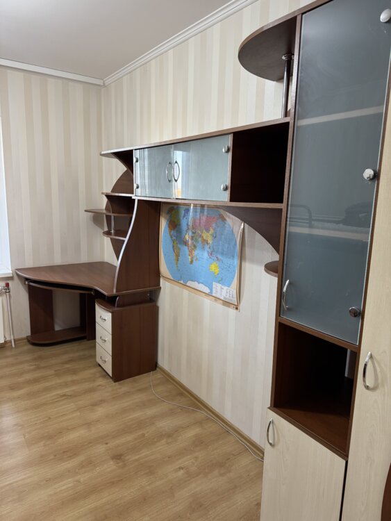Подростковая стенка с компьютерным столом